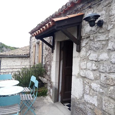 Maison Pierre Et Voute Au Coeur Du Village Balazuc Esterno foto