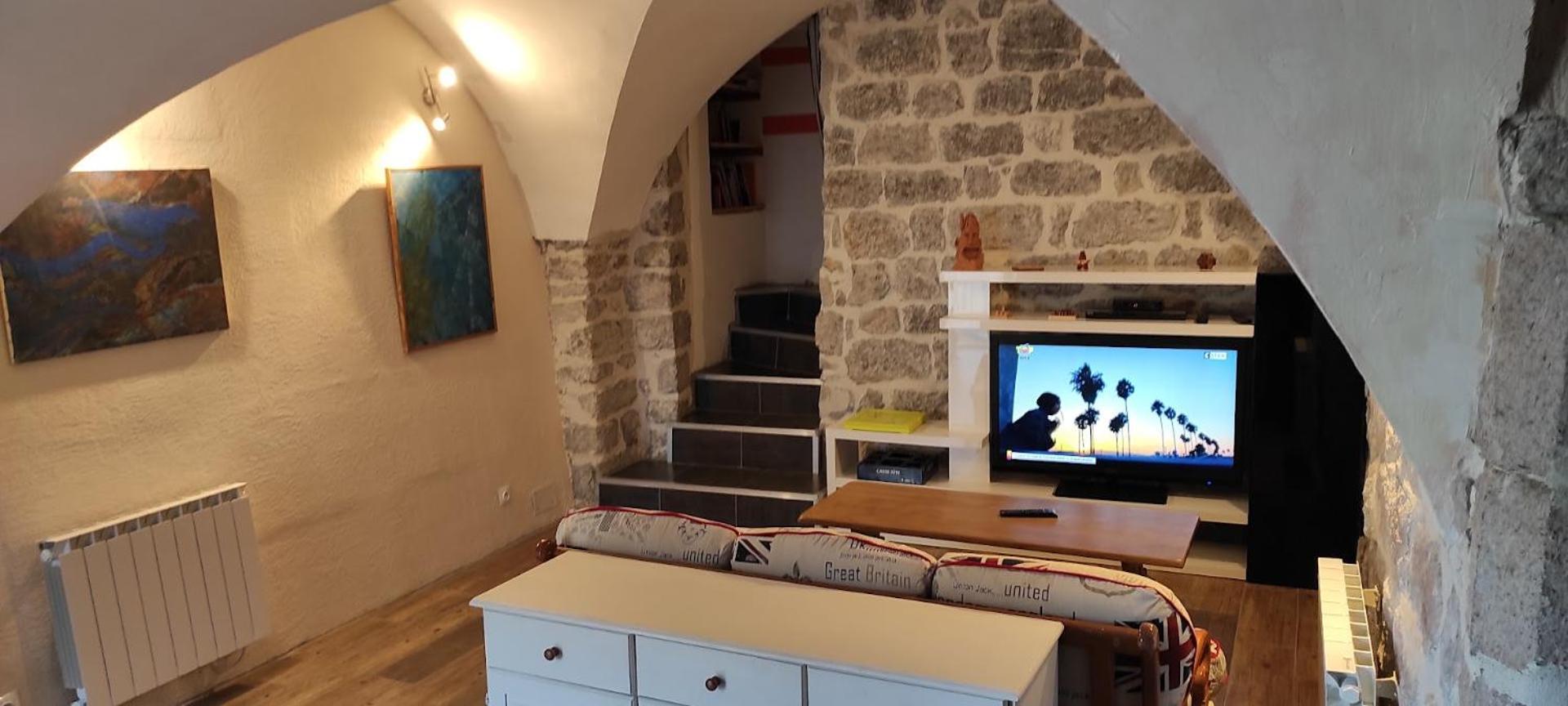 Maison Pierre Et Voute Au Coeur Du Village Balazuc Esterno foto