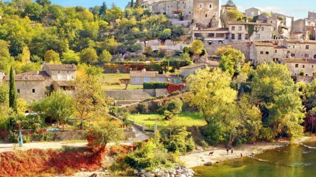 Maison Pierre Et Voute Au Coeur Du Village Balazuc Esterno foto